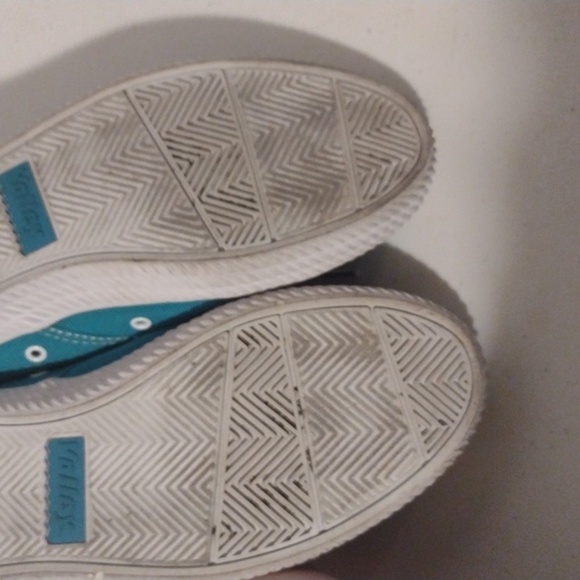 Volley shoes size 8 - Picture 5 of 16